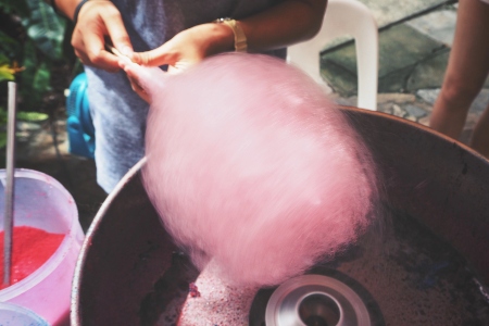 5 Things to Know Before Renting a Cotton Candy Machine for a Kids' Party Thumbnail