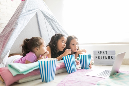 Creative Sleepover Tent Party Ideas for Kids of Different Ages Thumbnail